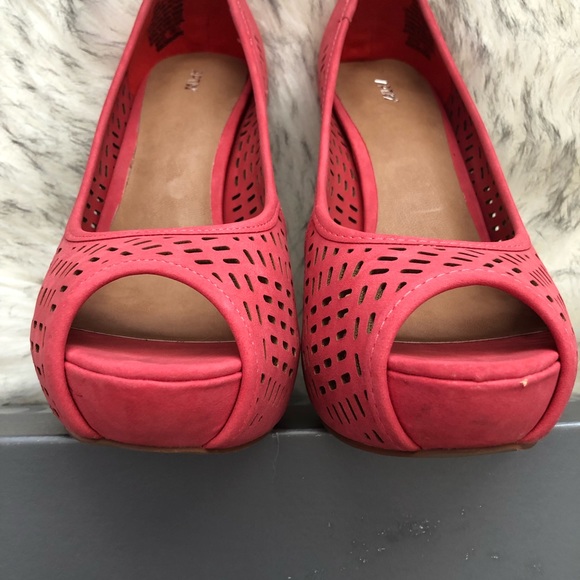 Apt 9 Coral Stilleto Heels - Picture 6 of 15